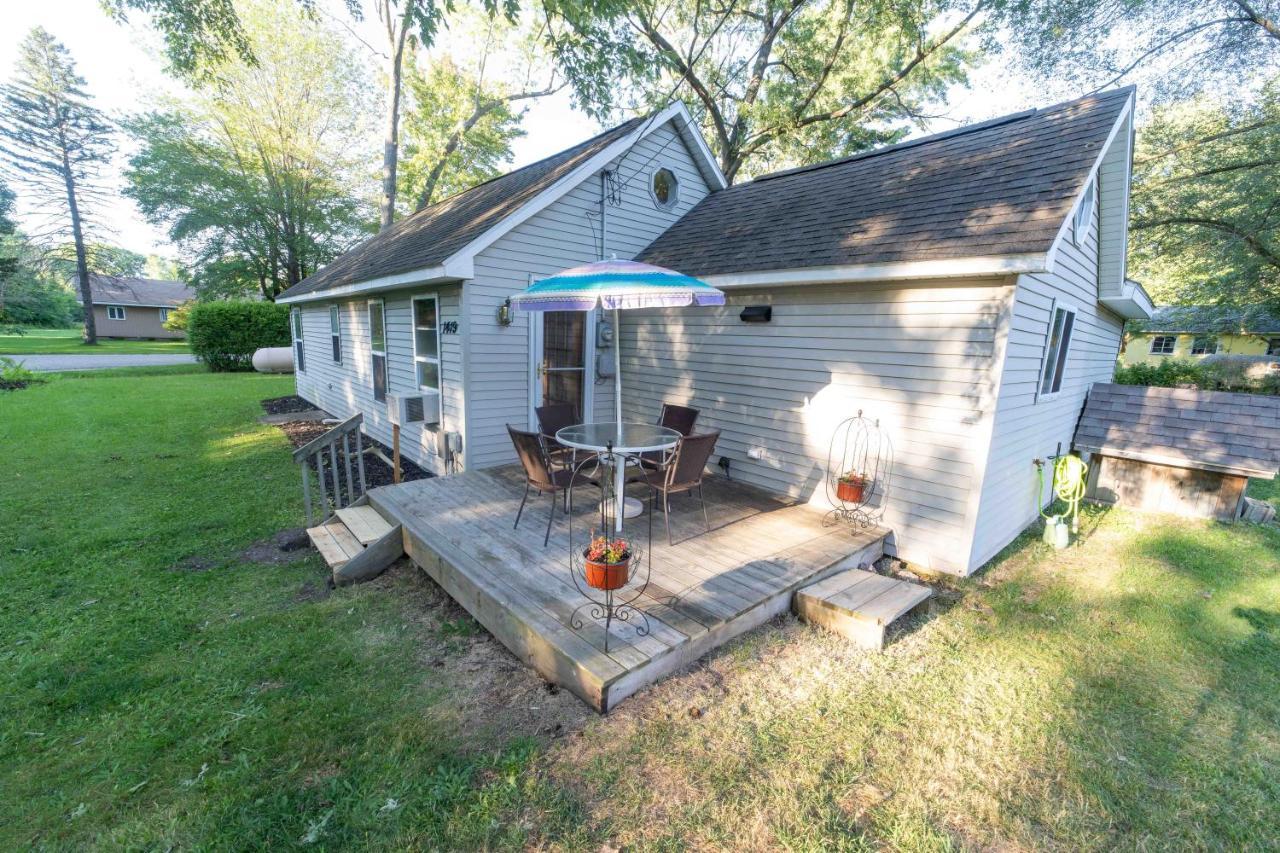 The Charming Glenn Cottage! Walk To Lake Michigan! Fennville Εξωτερικό φωτογραφία